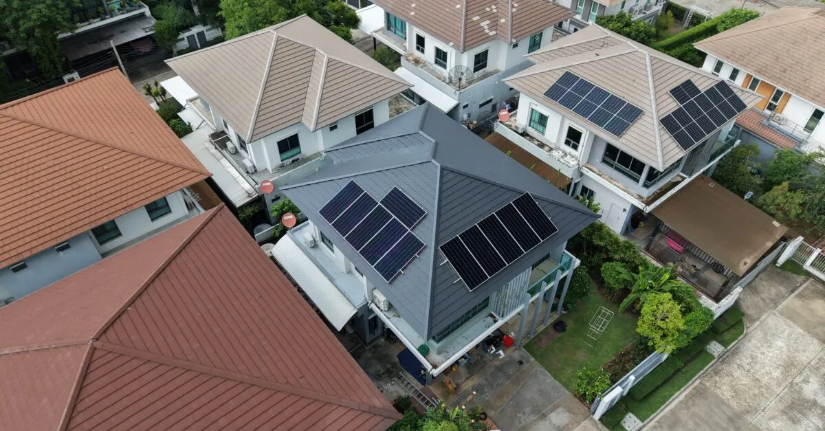 บ้านนี้ให้โซลาร์มีห้องของตัวเอง | ติดตั้ง Huawei พร้อมแบตเตอรี่